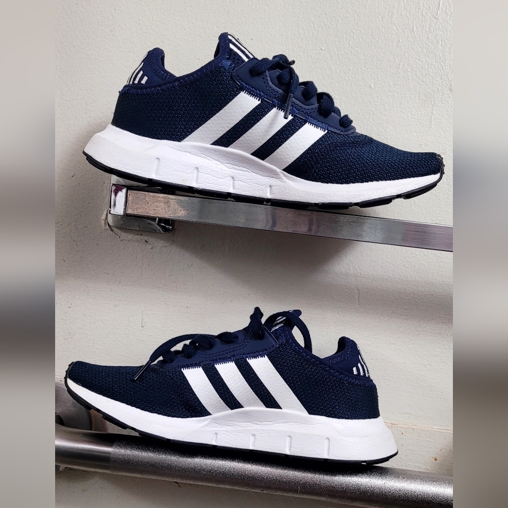 Navy Blue and White Adidas sneakers- Unisex Size 6 (Men's) 7.5 (Ladies)